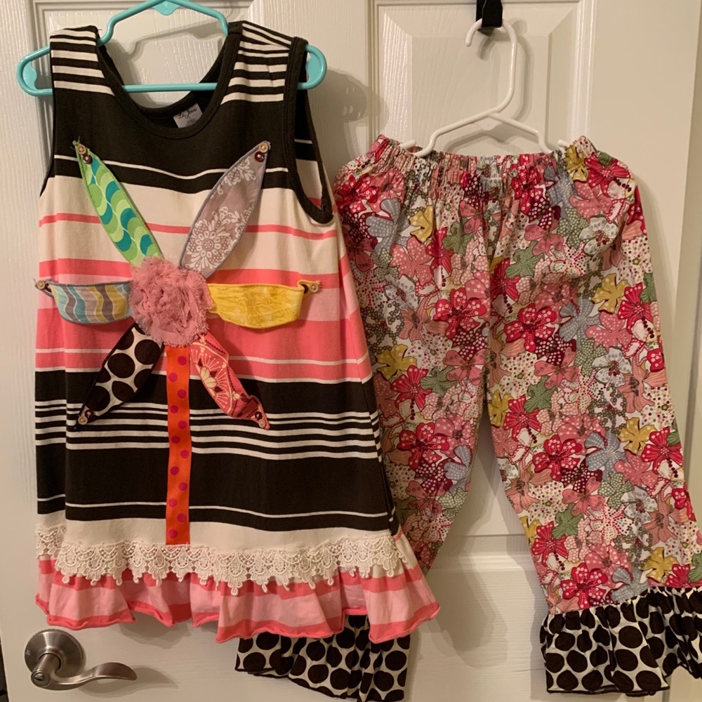 Girls matching capris and tank set